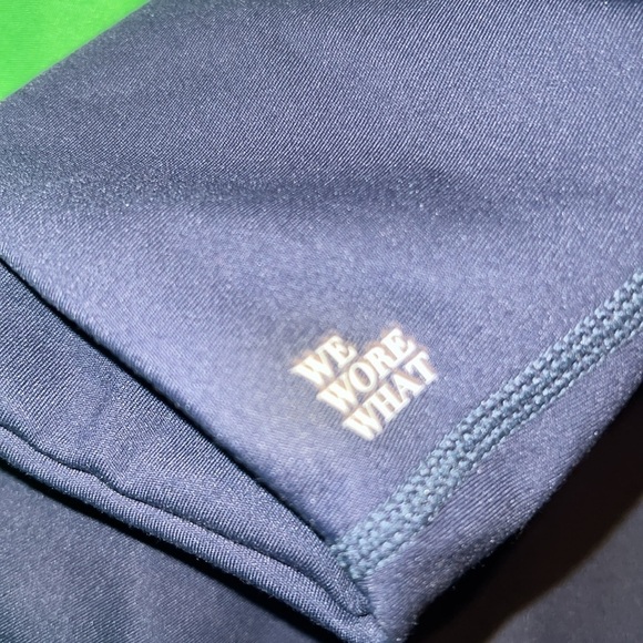 WeWoreWhat Navy Blue Sleeveless Crop Tank Top size Medium - Picture 10 of 10